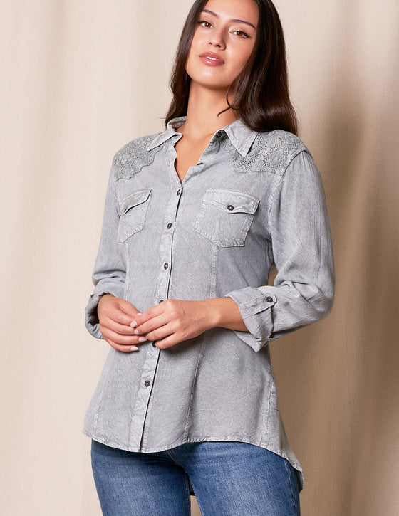 Wrangler Womens Vintage Denim Western Snap Shirt | Renegade Stores