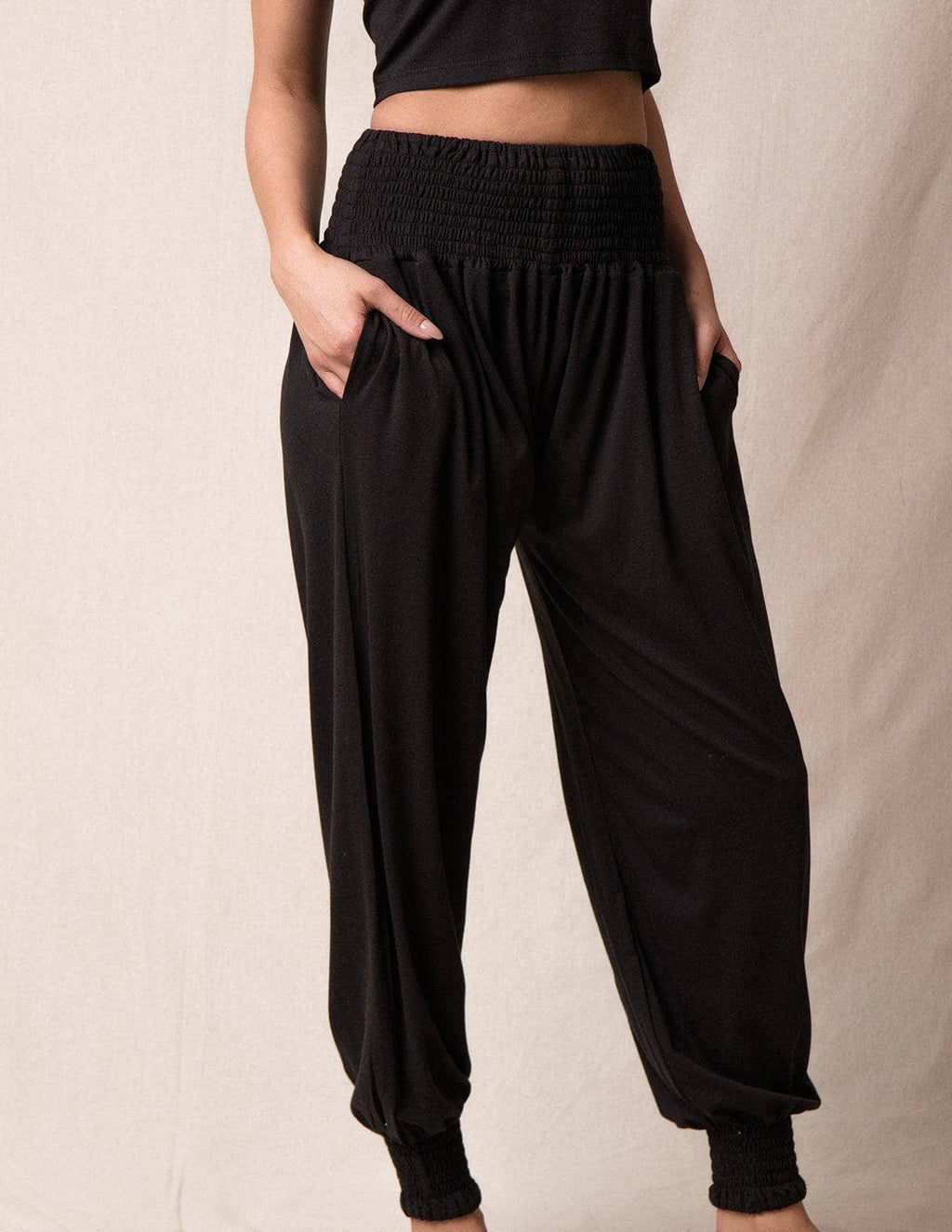 Bamboo / Organic Cotton Taj Pocket Pants - Black — Sivana