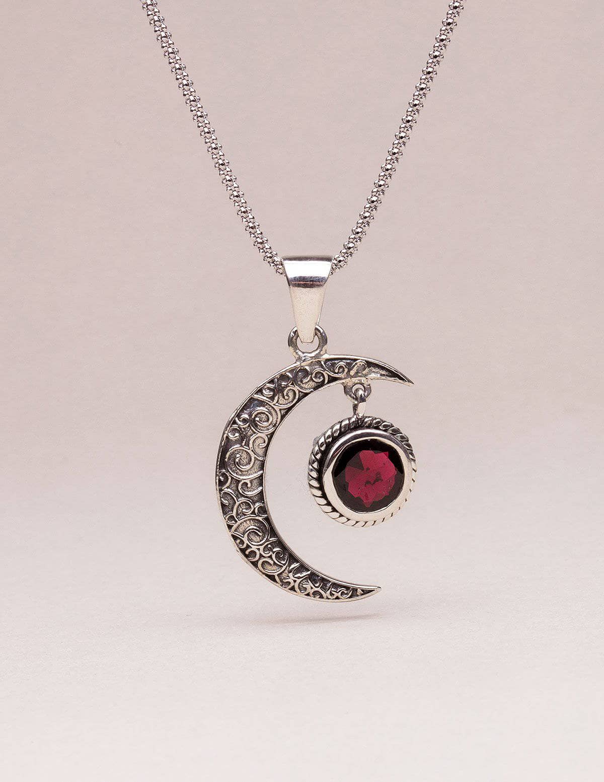 Sterling silver 925 garnet fashion moon pendant